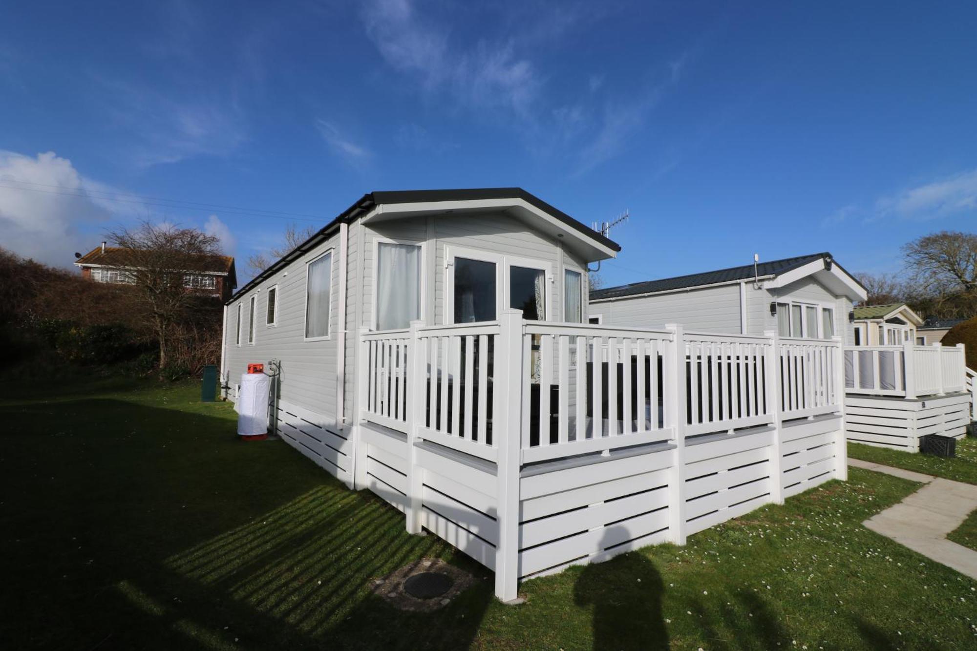 The Willows Selsey Bagian luar foto